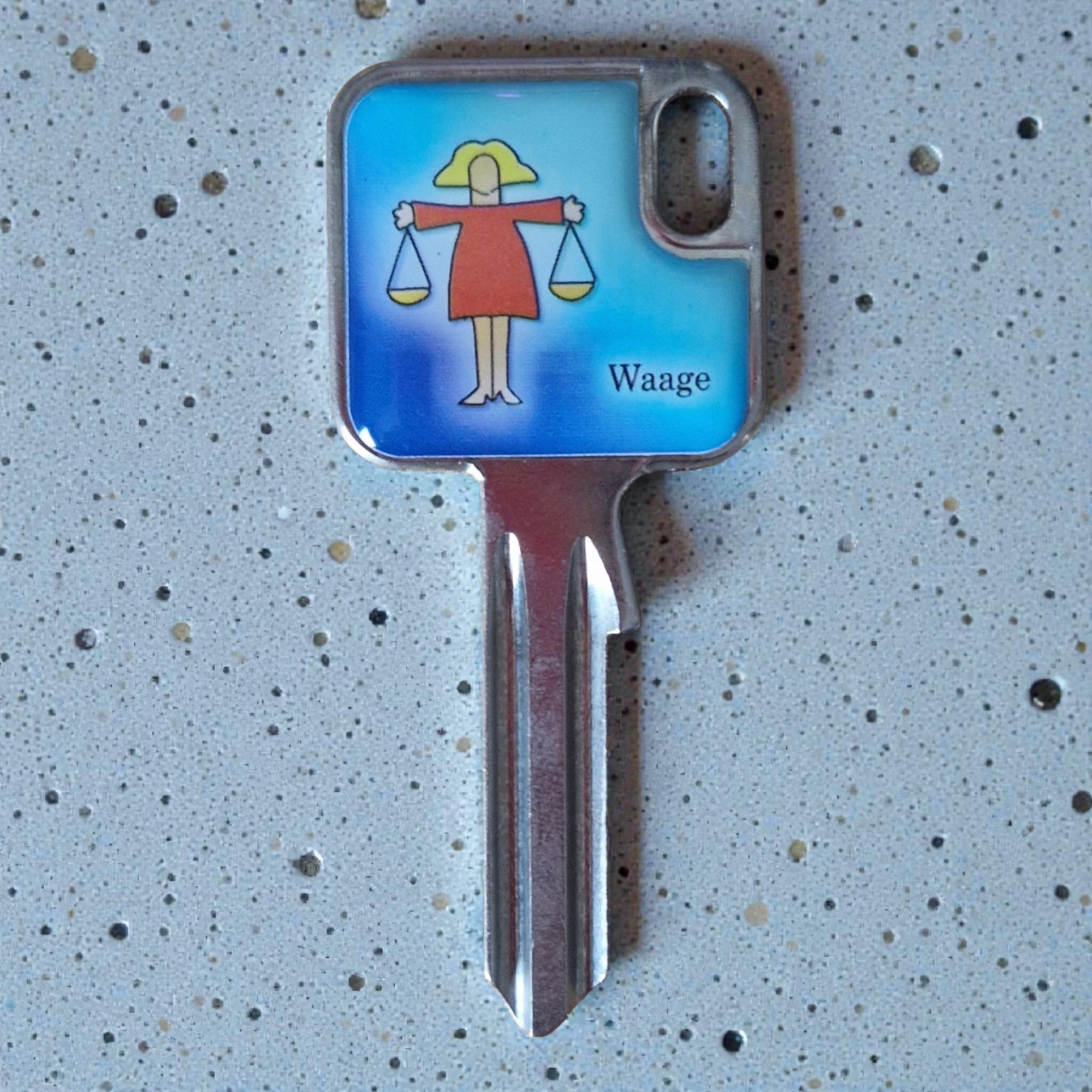 Schlüsselrohling „Sternzeichen Waage"