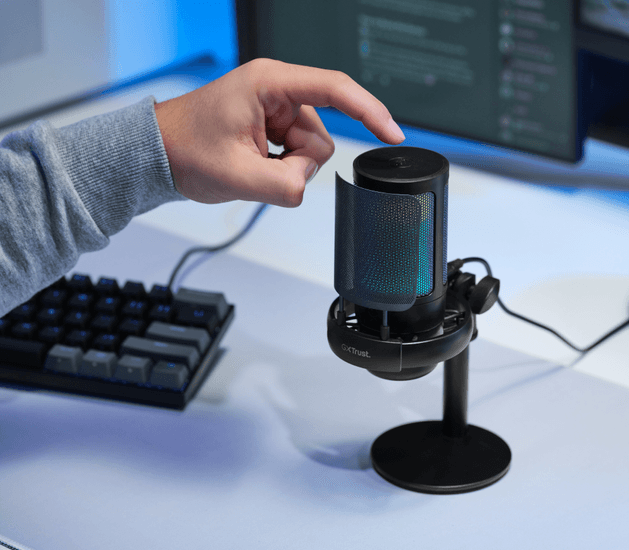 Trust Gaming GXT238 AURON USB Mikrofon schwarz Kompaktes und stylisch beleuchtetes USB-Mikrofon für Streaming Content-Erstellung