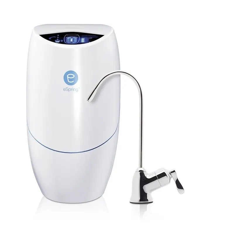 Wasserfiltersystem mit Zusatzwasserhahn